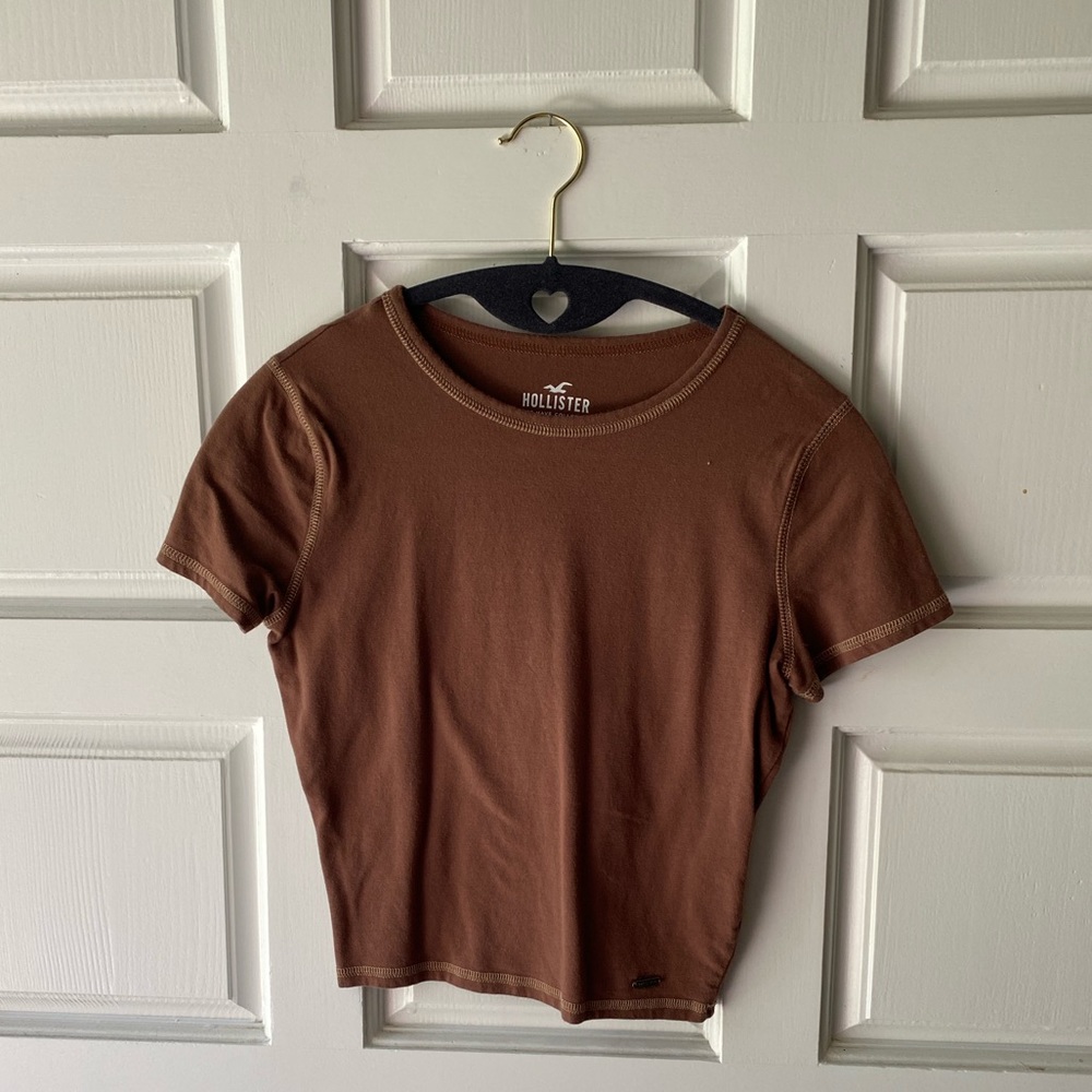 Hollister baby tee